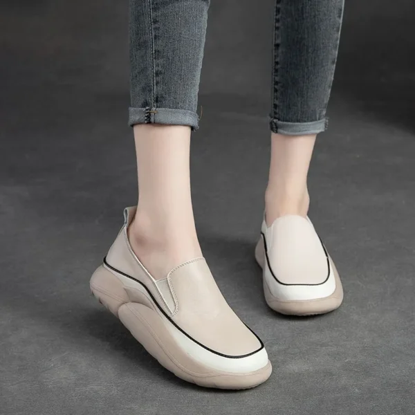 Single Shoes for Women Spring New Retro Loafers Casual Thick Soled Comfortable Soft Leather Soft Soled Mother Shoes - Image 3