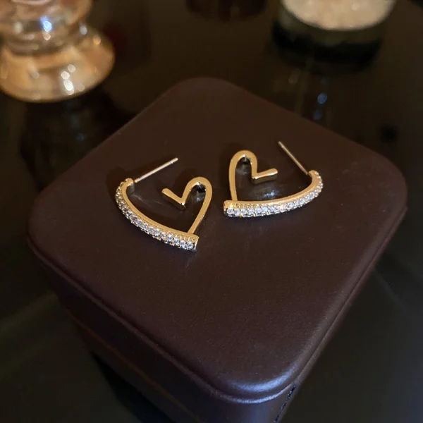 LATS Light Luxury Sweet Love Hoop Earrings Geometric Metal Shiny Zircon Heart Cool Earring 2022 Korean Simple Fashion Jewelry - Image 2