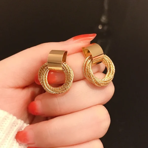 Retro Metallic Gold Colour Multiple Small Circle Pendant Earrings 2023 Jewelry fashion Wedding Party Unusual Earrings For Woman - Image 5